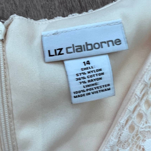 Liz Claiborne Size 14 Cream Fit & Flare Lace Dress - Picture 3 of 10